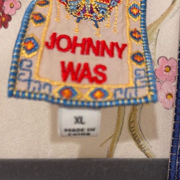 Johnny Was Cream Floral Silk Kimono Cape with Green & Pink Accents - Picture 8 of 11